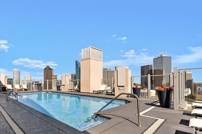 Building Photo - SkyHouse Dallas Apartments