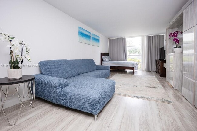 Photo - 501 Three Islands Boulevard Unit 117