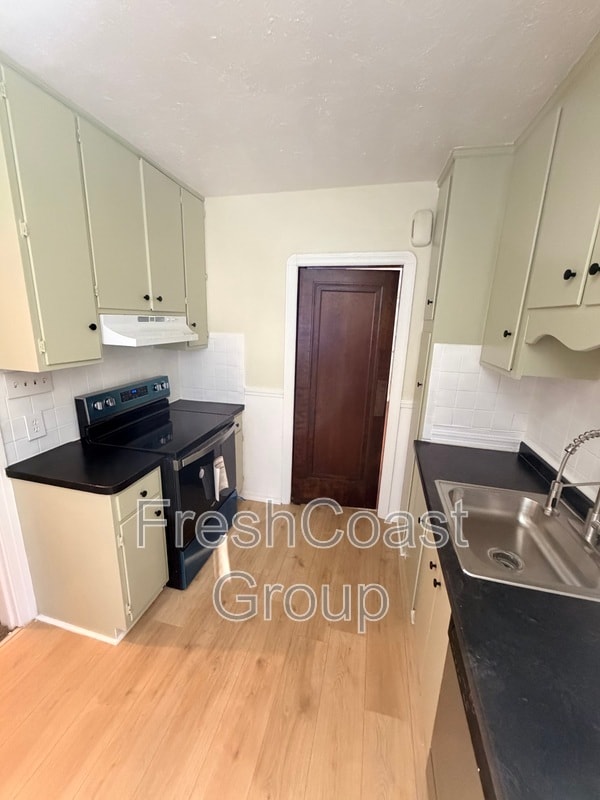 Photo - 18405 Newell Rd Unit 1 - Downstairs