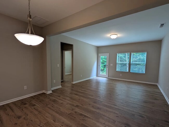 Room in Townhome on Reeves St