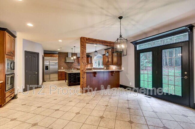 Photo - 3230 Sidetracked Dr