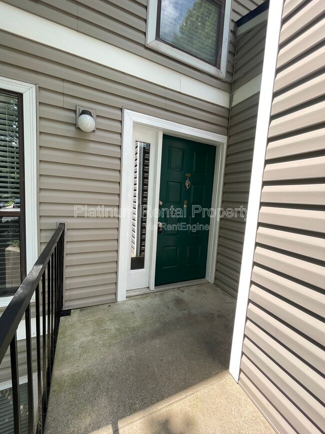 402 Wynnes Ridge Cir SE
