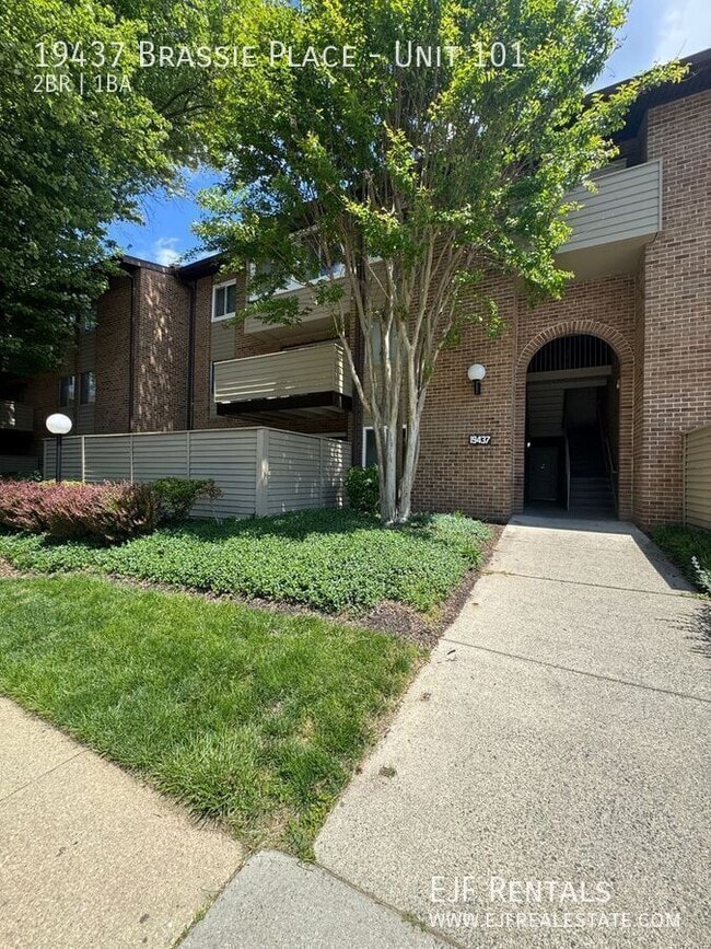 Building Photo - 19437 Brassie Pl Unit 101