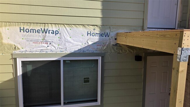 Photo - 2124 Burton Dr Unit 152