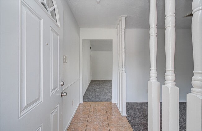 Photo - 7015 Maple Fox Dr