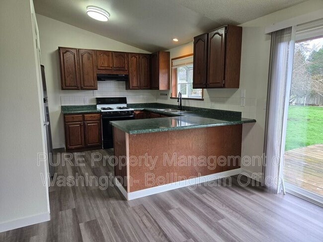 Photo - 2736 Xenia St