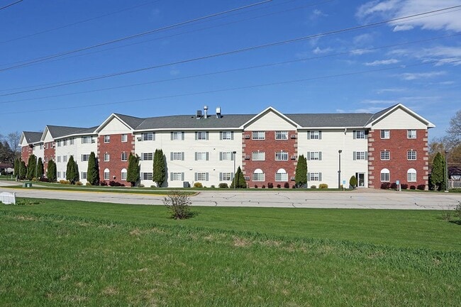 BAY MANOR APARTMENTS