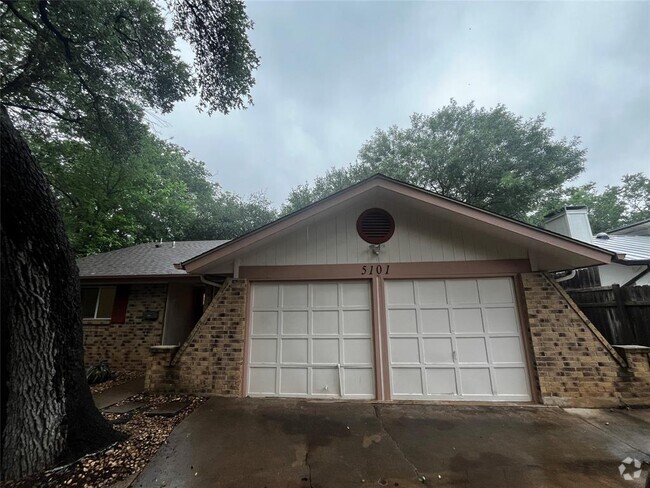 Building Photo - 5101 Meadow Creek Cove Rental