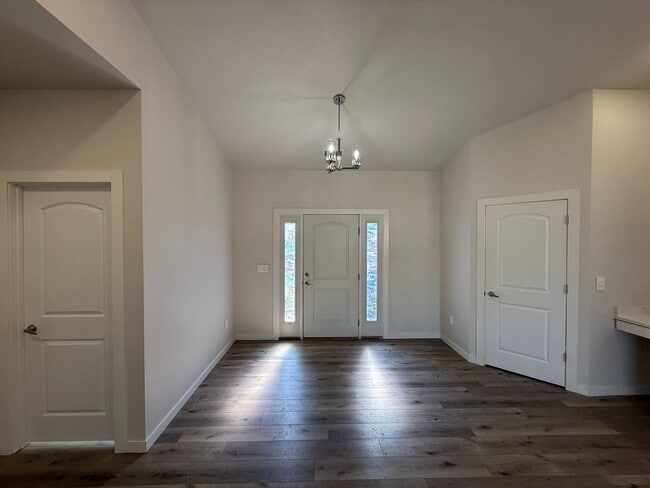 Photo - 4 Bedroom Home - Stonebridge Farms