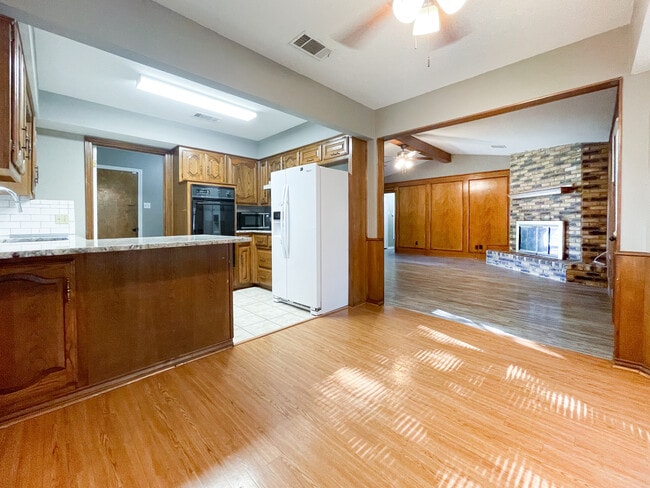 Photo - 7104 Churchill Cir