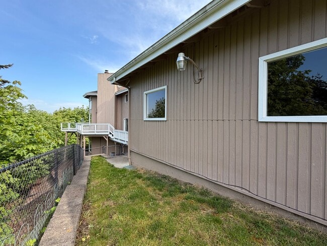 Photo - 3695 Sqft. Redondo home near Puget Sound!