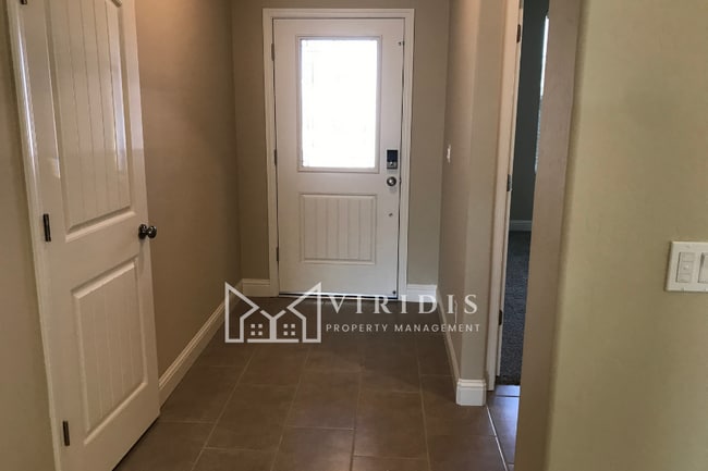 Photo - 5901 Blue Spruce Ave