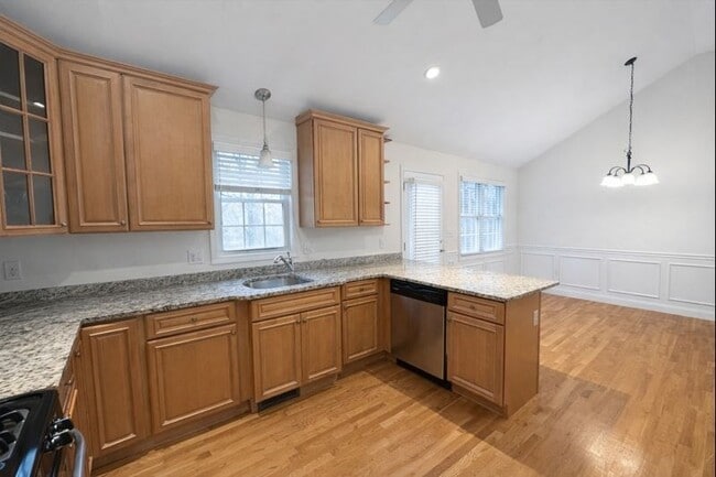 Photo - 22 Johns Ave