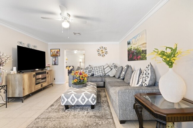 Photo - Flamingo Estates - single family home, close to Downtown and pet friendly!