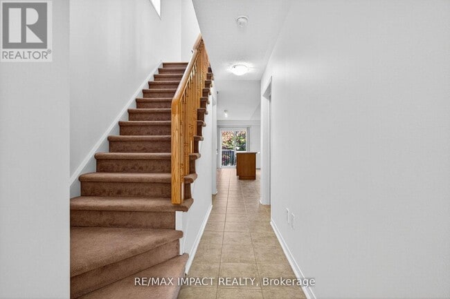 Photo - 1384 Rennie Street