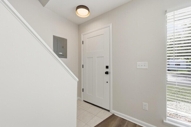 Photo - 1331 Cedar St