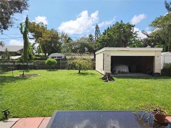 Photo - 1820 Coolidge St