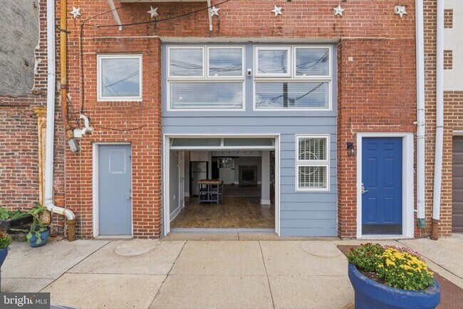Photo - 310 N 13th St