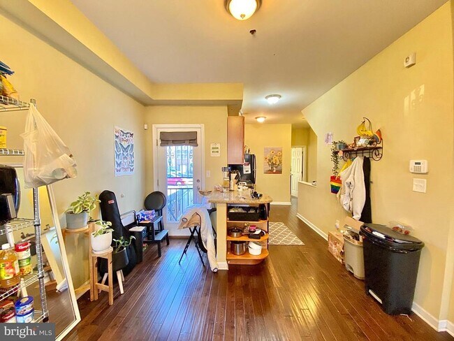 Photo - 1618 Page St