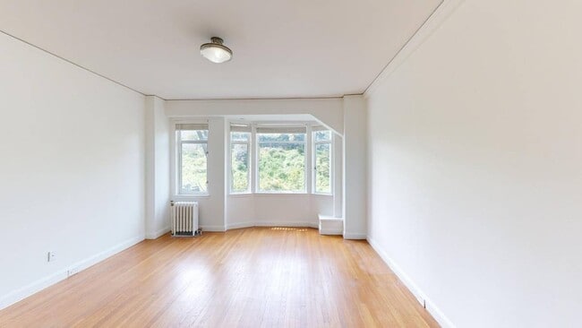 Photo - 2236 Hyde St Unit 3