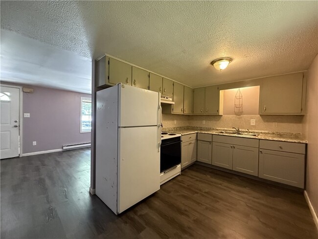 Photo - 705 N Rowland St Unit 2