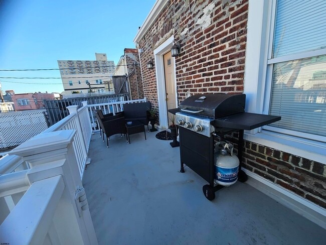 Photo - 4009 Ventnor Ave