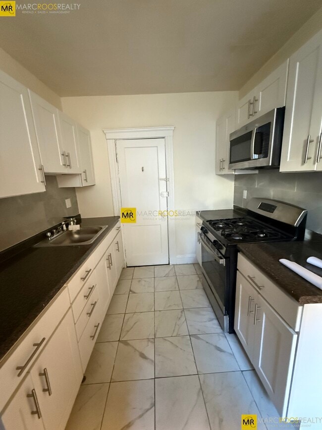 Photo - 135 Washington St Unidad 53