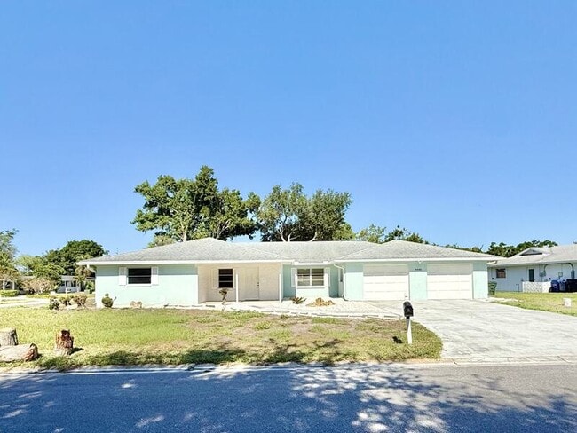 Photo - 4440 Maceachen Blvd