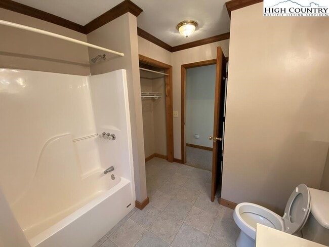 Photo - 413 Grandpas Farm Rd