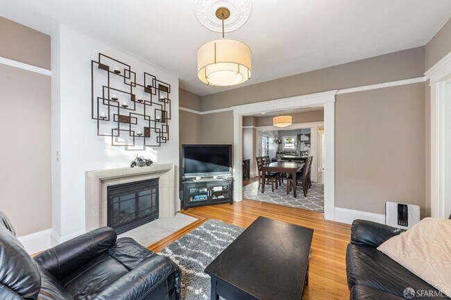 Photo - 45 Van Buren St