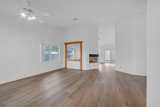 Photo - MOVE-IN READY SINGLE-STORY 4-BEDROOM 3-CAR GARAGE HOME IN HENDERSON!