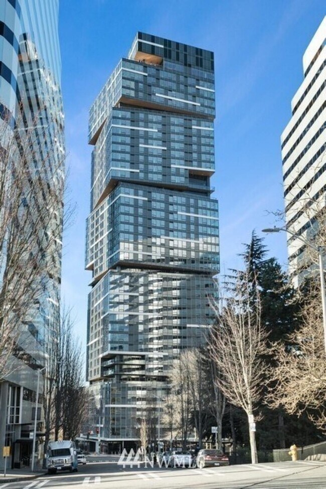 Nexus - 1 bedroom + den - Nexus - 1 bedroom + den Condo Unit #1206