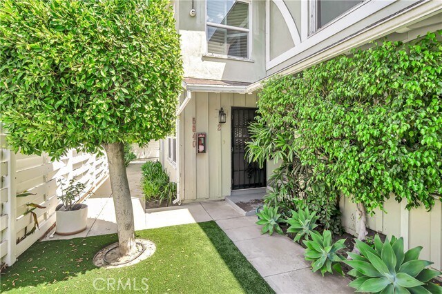 Photo - 5840 Coldwater Canyon Ave Unidad 2
