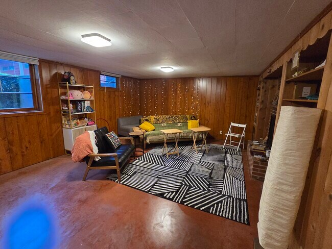 Photo - 3819 SE Francis St