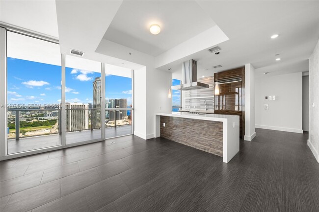 Photo - 1100 Biscayne Blvd