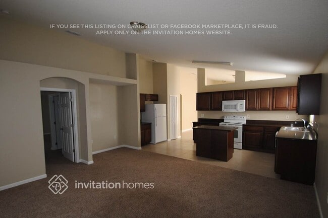 Photo - 2875 Spring Heather Pl