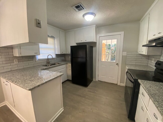 Photo - Completely Remodeled 3/2 in Prattville!