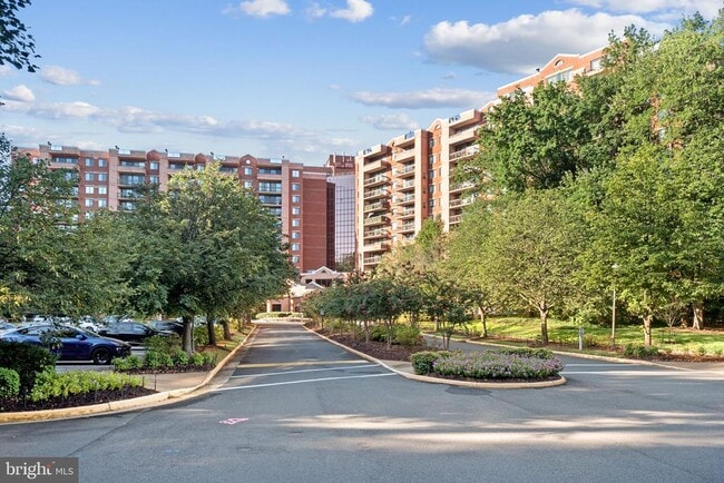 Building Photo - 2230 George C Marshall Dr Unit 1126 Rental