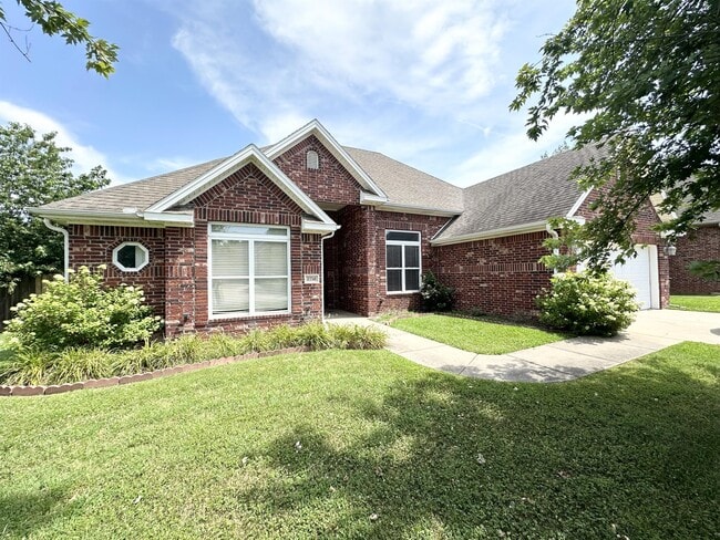 Photo - 3750 River Bend Dr House