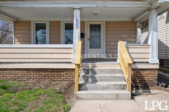 Photo - 630 Colima Dr