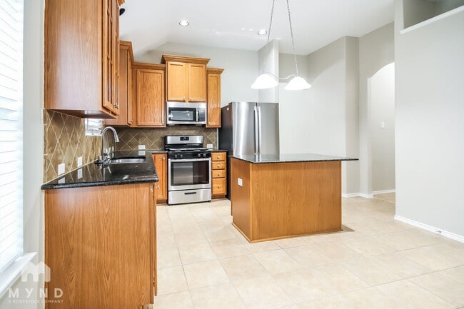 Photo - 4709 Meadow Way Dr