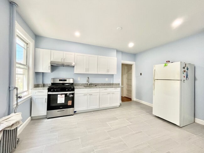 Photo - 300 Summit Ave Unit 1