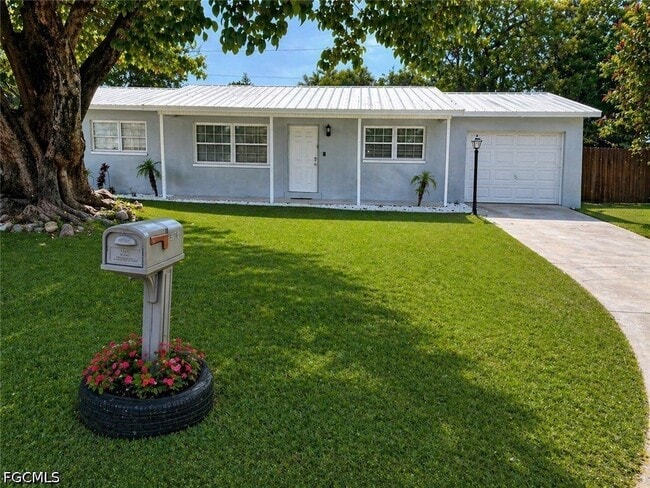 Building Photo - 2079 E Tobago Cir
