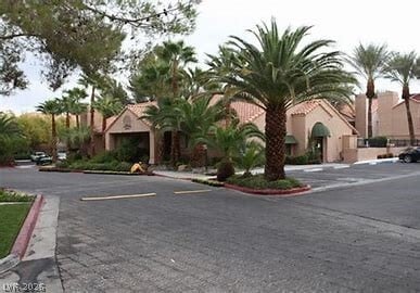 Building Photo - 5066 S Rainbow Blvd Unit 201