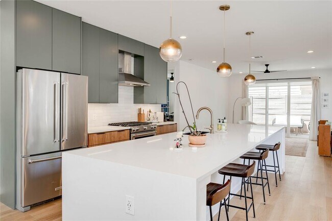 Photo - 1208 Luna St Unit 1