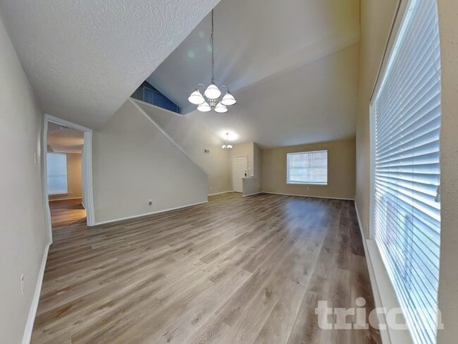 Photo - 1223 Cowden Ct