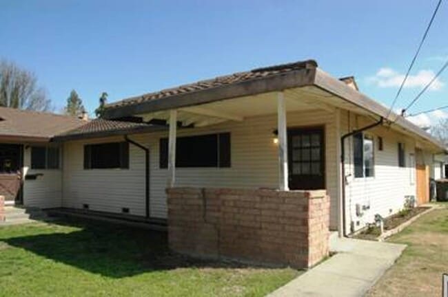 Building Photo - 5 Beamer St Unit 5 Beamer St Rental