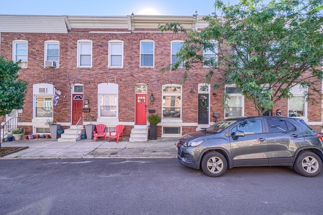 Building Photo - 631 S Eaton St