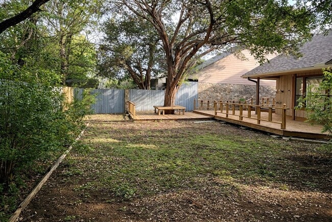 Photo - 2416 Birkdale Ln