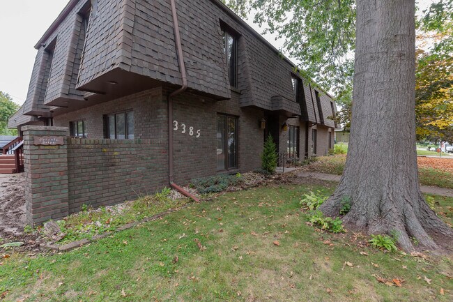 Photo - 3385 37th Ave
